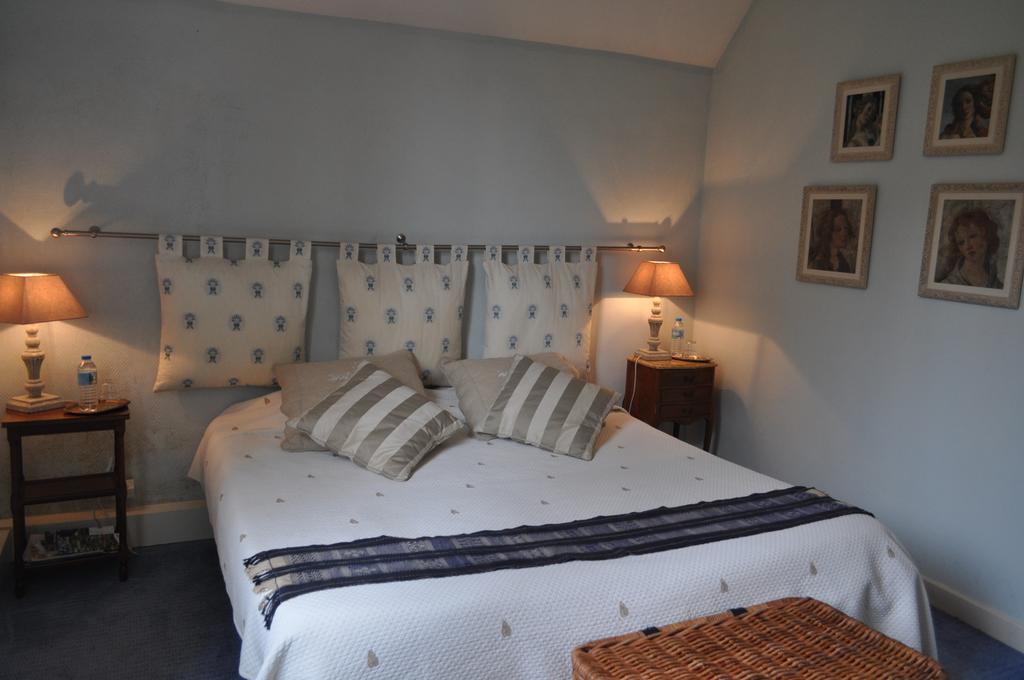 Le Chateau Des Ormes Bed and Breakfast Lambersart Kamer foto