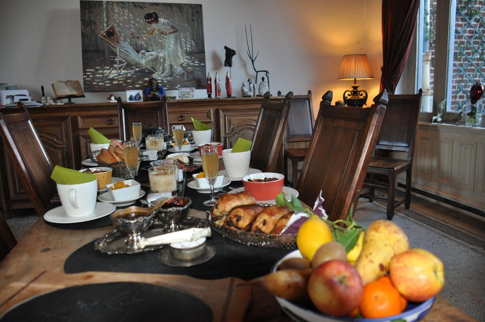 Le Chateau Des Ormes Bed and Breakfast Lambersart Buitenkant foto